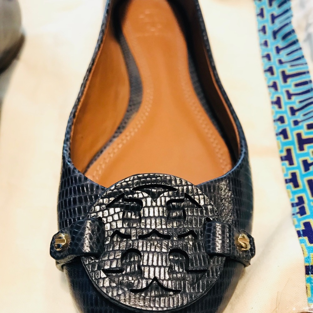 Tory Burch Mini Miller Ballet Flat in Navy